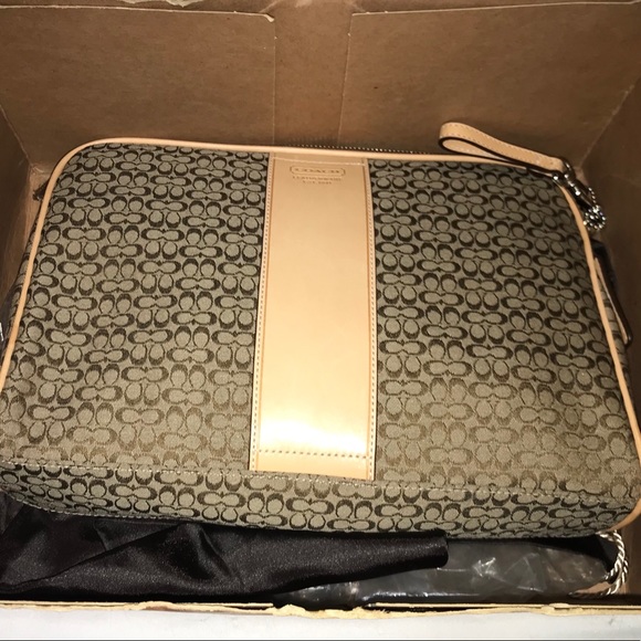 Coach Handbags - Genuine vintage coach bathroom kit makeup bag